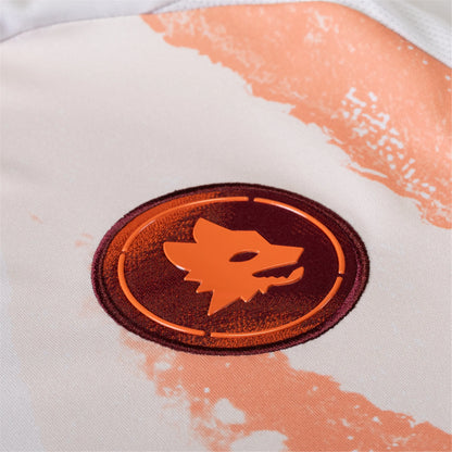 Détail de l'écusson sur le Maillot AS Roma Extérieur 2024/2025 Adidas