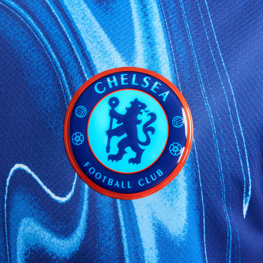 Détail de l'écusson sur le Maillot Chelsea Domicile 2024/2025 Nike