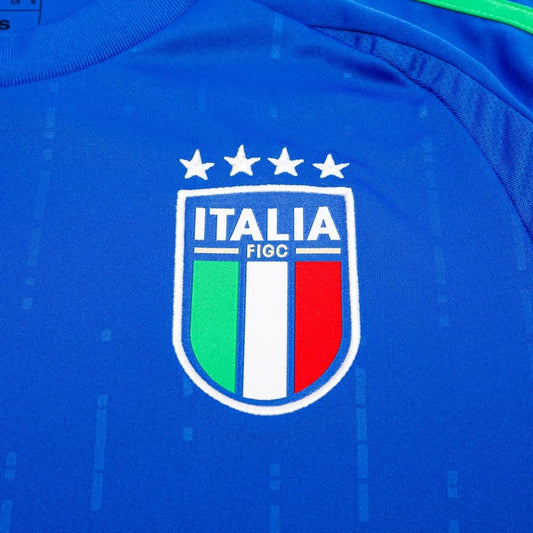 Détail de l'écusson du Maillot Italie Domicile 2024/2025 Adidas