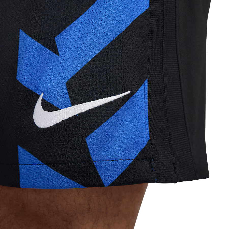 Détail de l'équipementier sur le Short Inter Milan Domicile 2024/2025 Nike